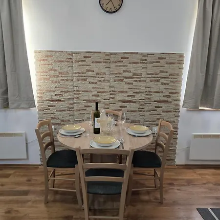 Roko Appartamento Pridraga