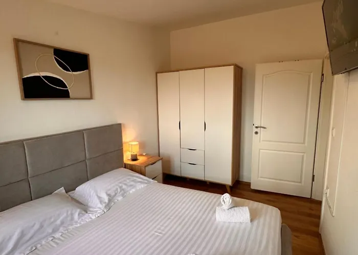 Roko Апартаменты Pridraga