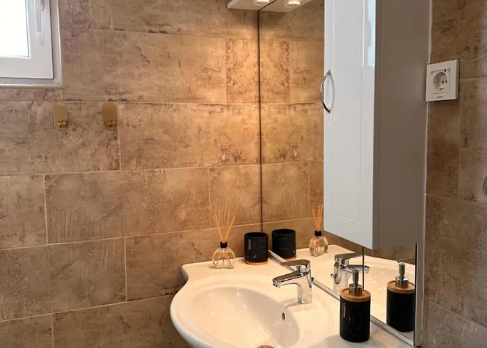 Διαμέρισμα Roko *